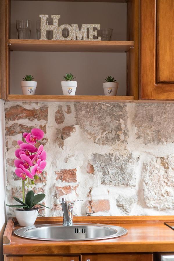 Little Bay Apartments Kotor Ngoại thất bức ảnh