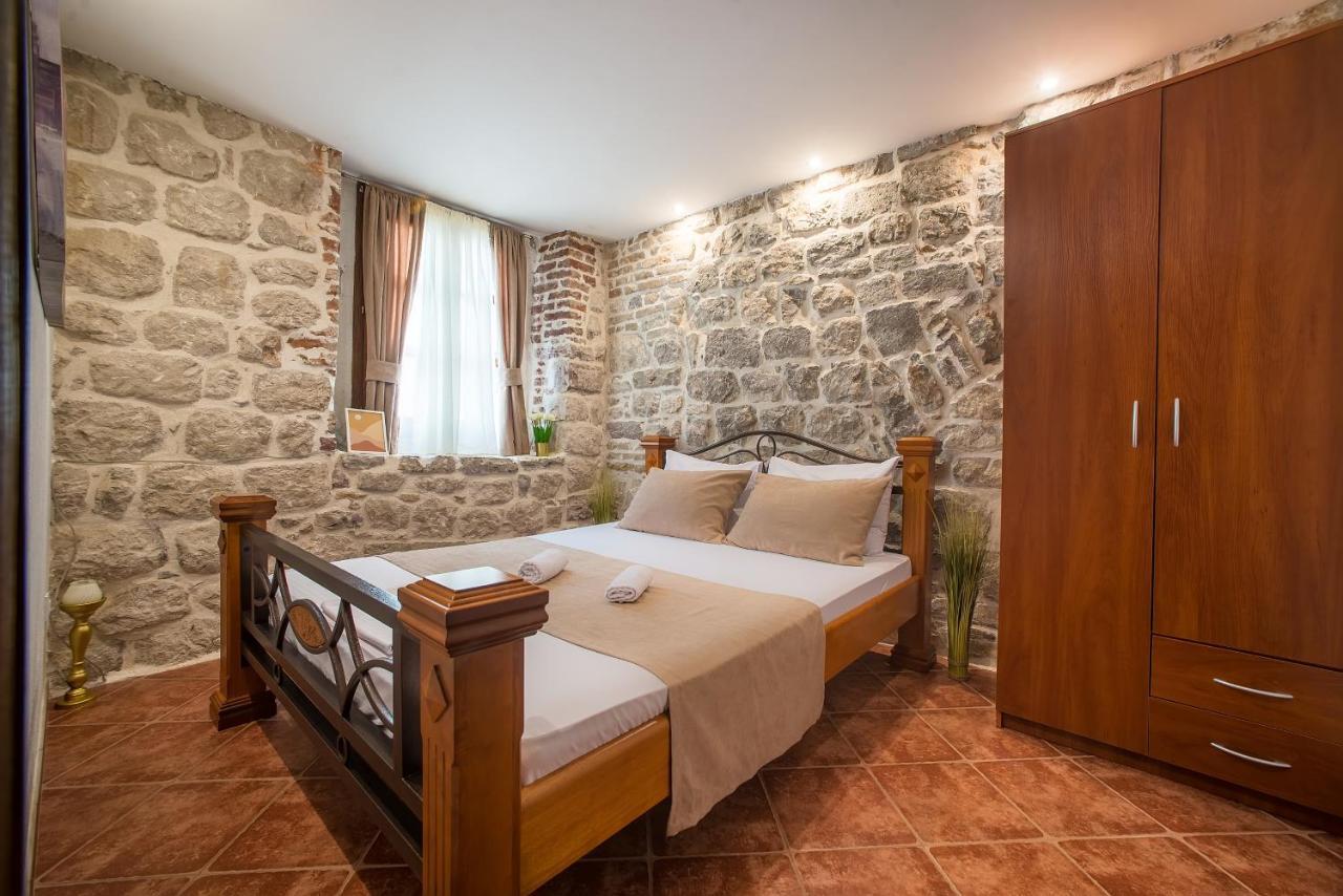 Little Bay Apartments Kotor Ngoại thất bức ảnh