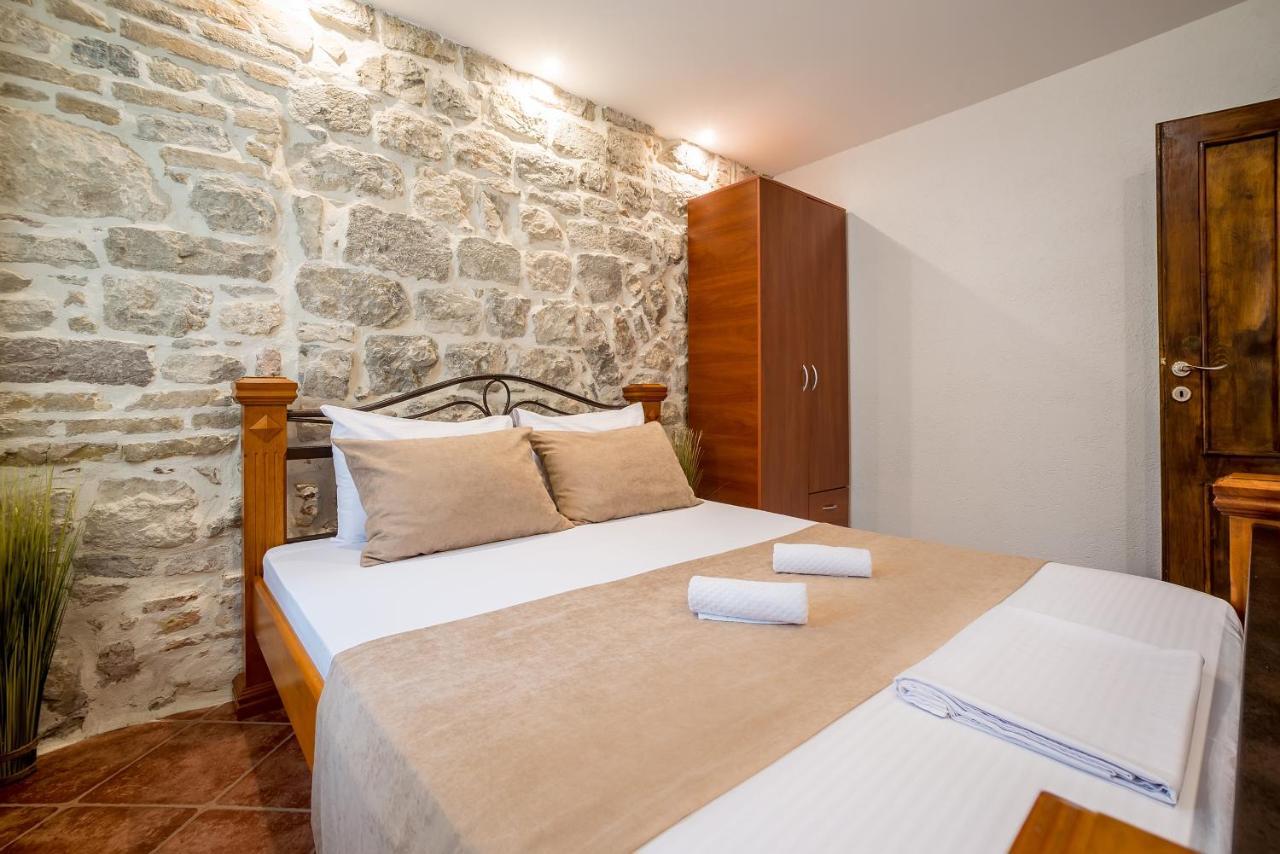 Little Bay Apartments Kotor Ngoại thất bức ảnh