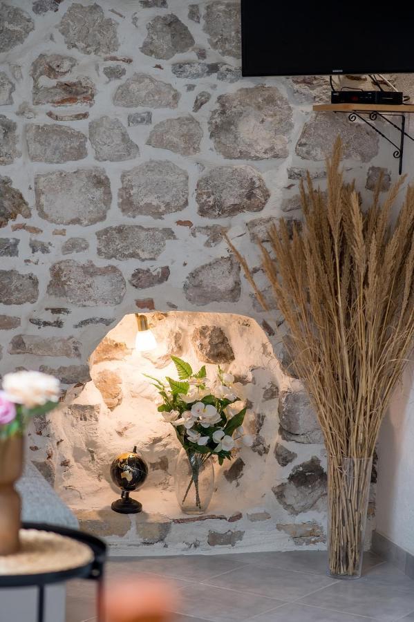 Little Bay Apartments Kotor Ngoại thất bức ảnh